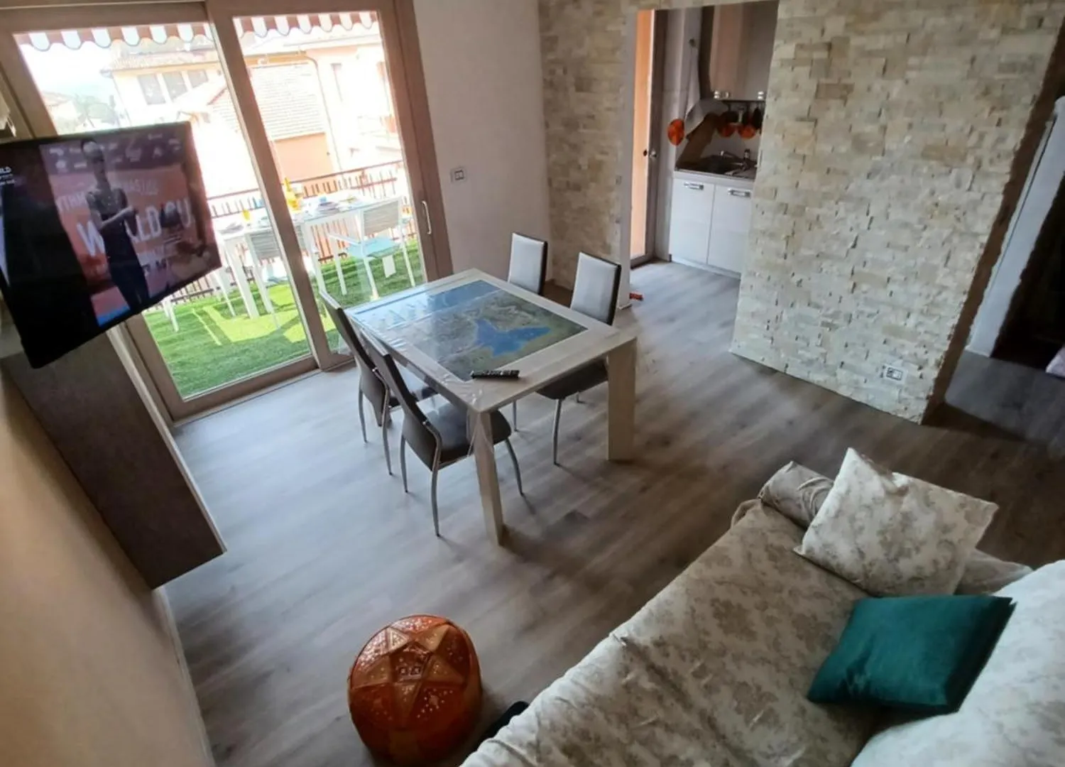 Paradise Torri Del Benaco Apartment